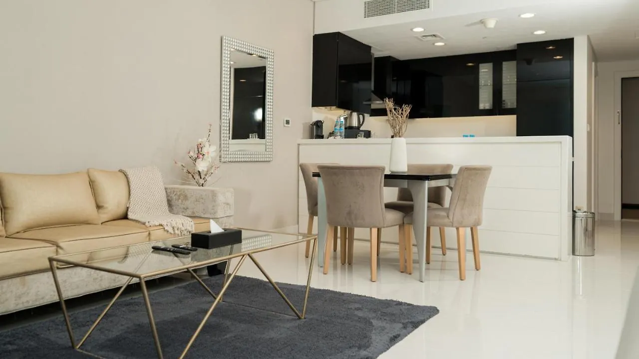 Oskena Vacation Homes-Damac Maison Canal View Dubai Apartment