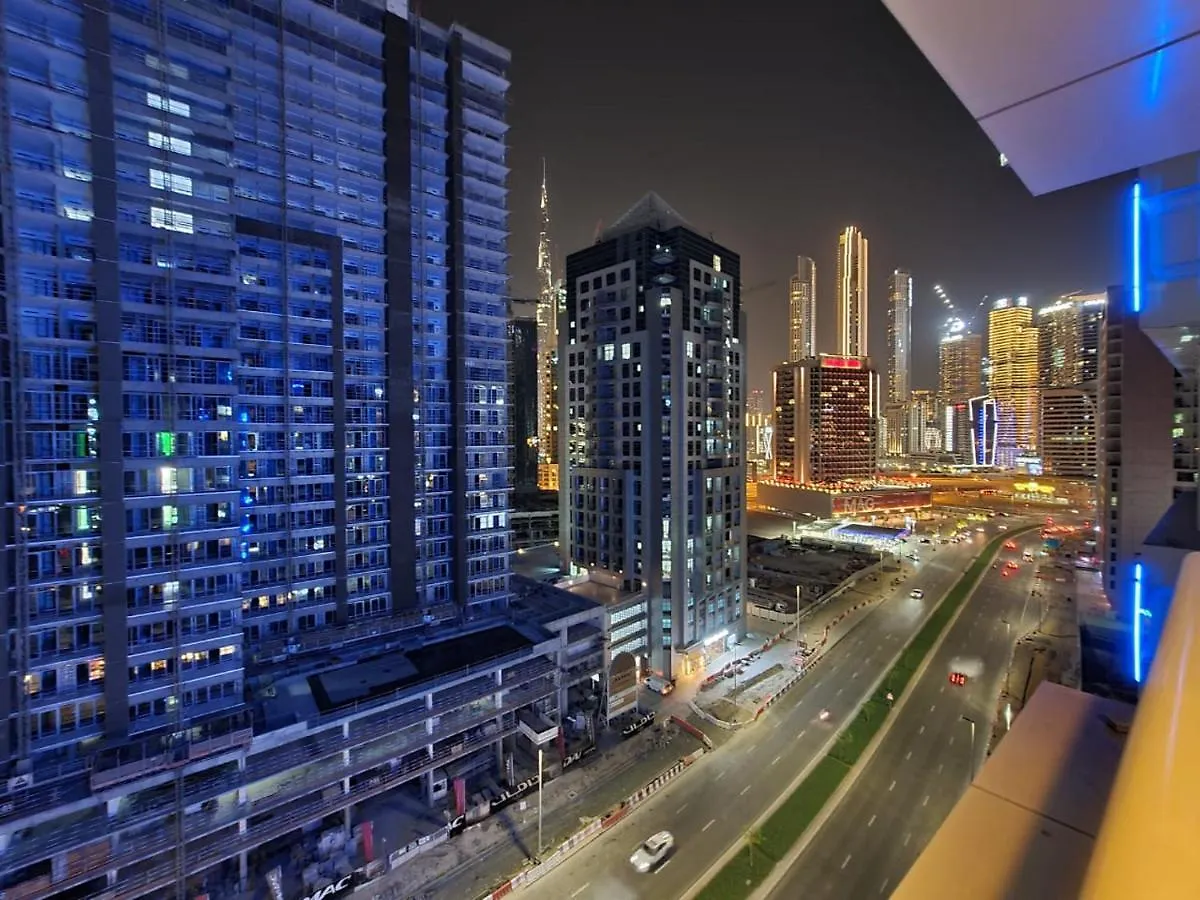 Apartment Oskena Vacation Homes-Damac Maison Canal View Dubai