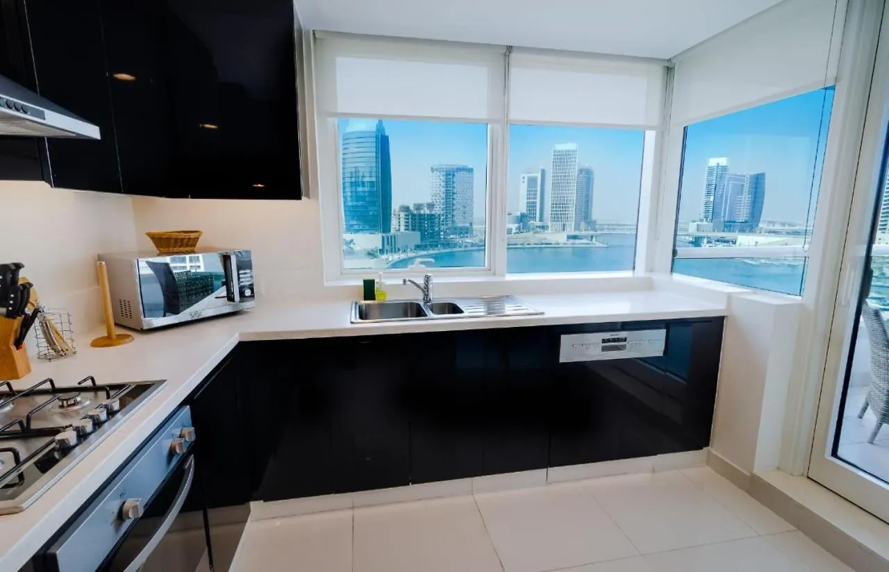 Apartment Oskena Vacation Homes-Damac Maison Canal View Dubai