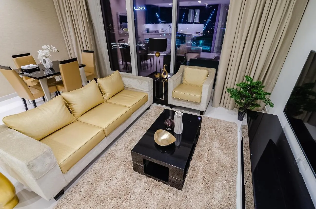 דובאי Oskena Vacation Homes-Damac Maison Canal View דירה