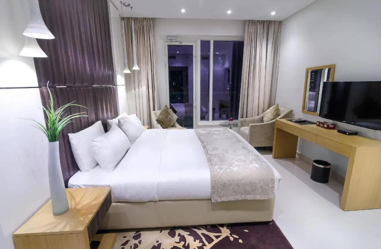 Apartment Oskena Vacation Homes-Damac Maison Canal View Dubai