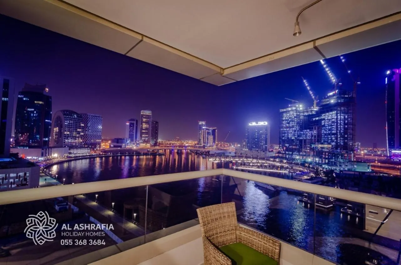 Oskena Vacation Homes-Damac Maison Canal View Dubai
